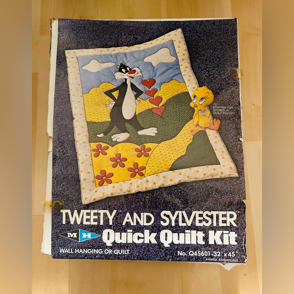 Vintage MH Tweety and Sylvester Quick Quilt Kit 32" x 45" - New In Open Box 1980